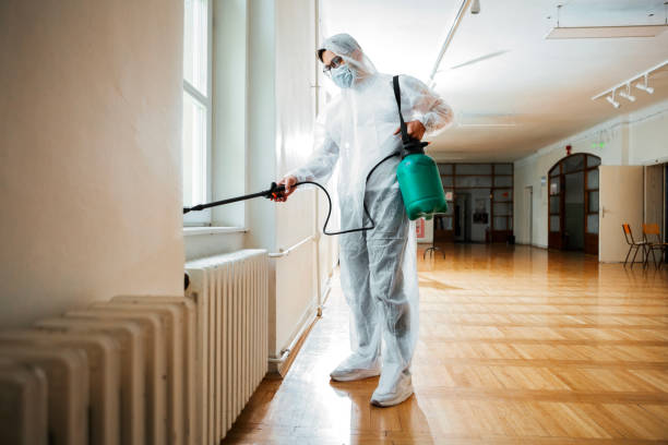 Best Best Pest Control Companies  in Legend Lake, WI